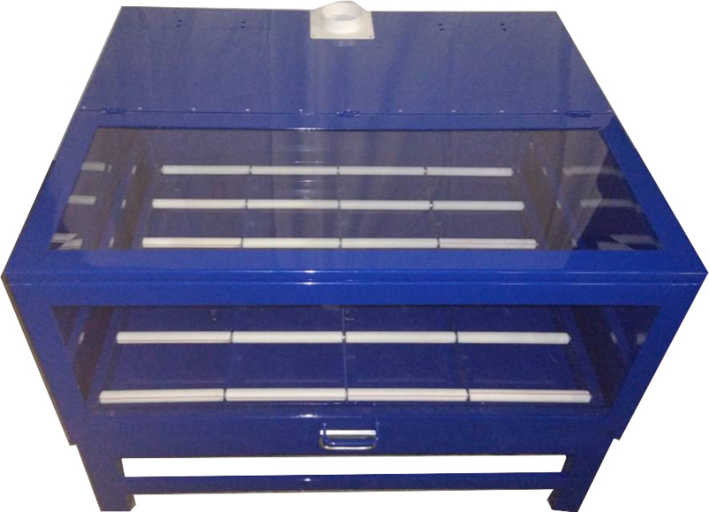 Аккумуляторный шкаф-стеллаж для шести АКБ Комета-с ЗУ-3М-6